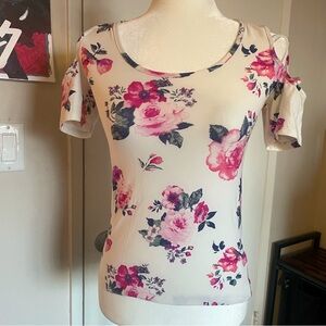 Eye candy cut out floral top